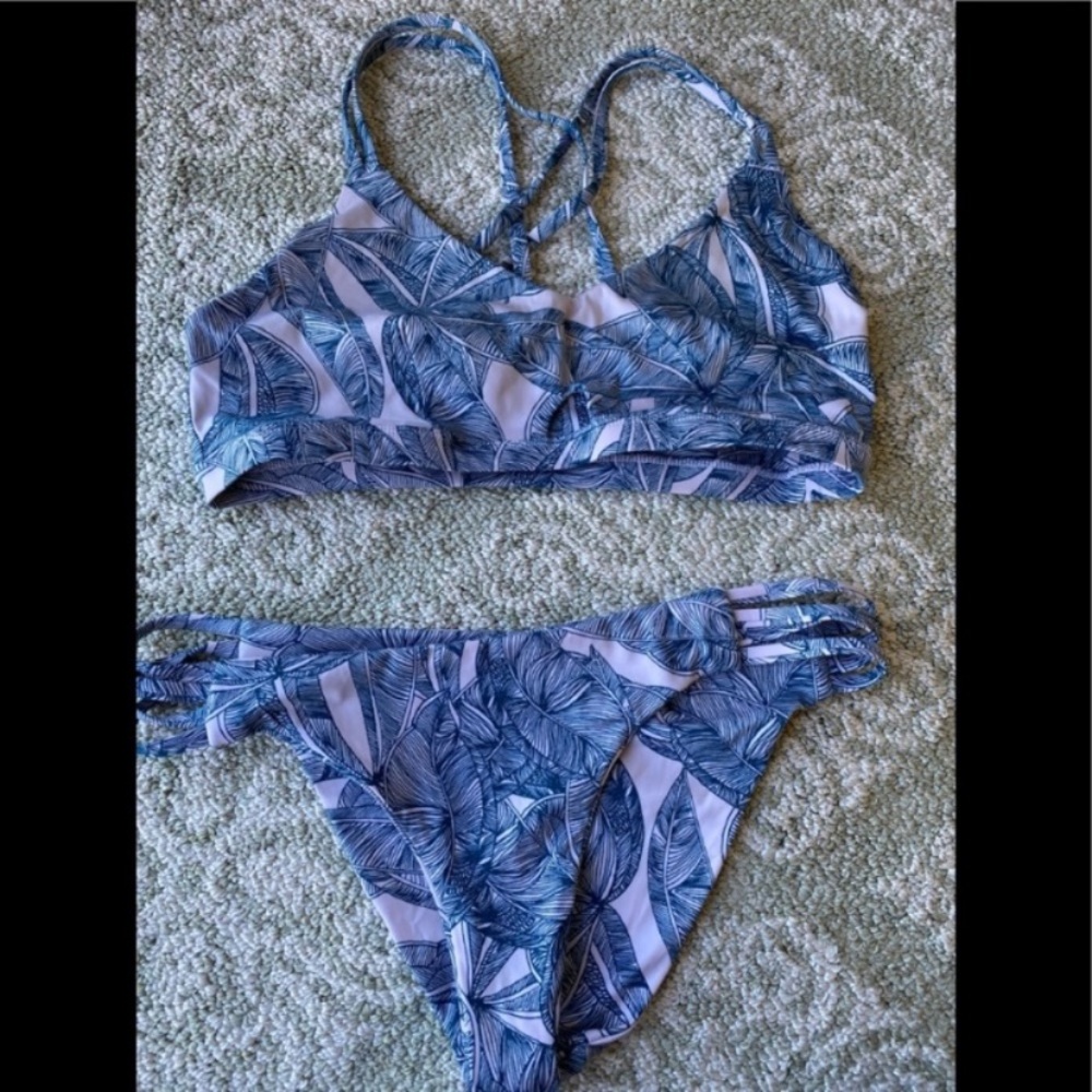 Hurley bikini bottoms
